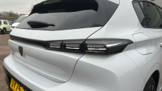 Peugeot 308 1.2 Hybrid 136 Allure 5dr e-DSC6 Petrol Hatchback